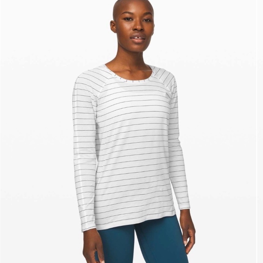Lululemon Women's Emerald Long Sleeve Short Serve Stripe White Black Size 6